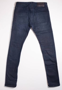 Kent, UK, 01.01.2023 En iyi oyuncakçı. Orijinal kot kaliteli kıyafetler. Ünlü ikonik Amerikan kotları sokak kıyafetleri Mens Blue Denim Slim Straight Jeans 