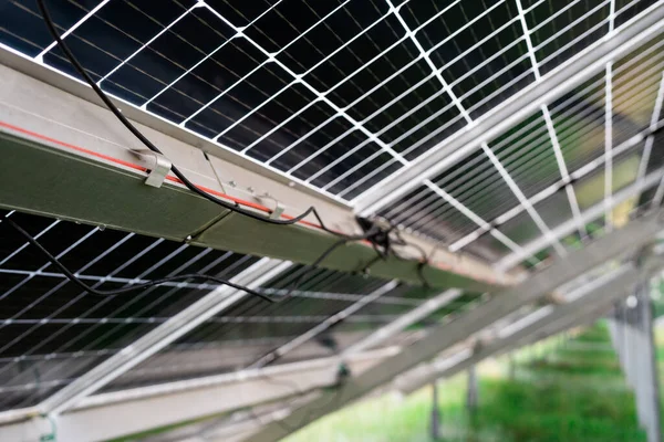 Tylna Strona Panelu Słonecznego Fotowoltaiczne Alternatywne Źródło Energii Elektrycznej Koncepcja — Zdjęcie stockowe
