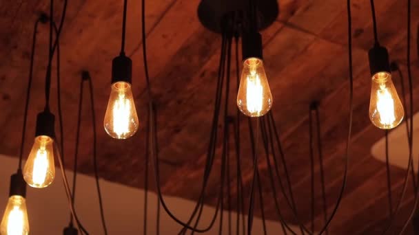 Verlichting Voor Een Bar Restaurant Café Lampen Hangen Onder Het — Stockvideo