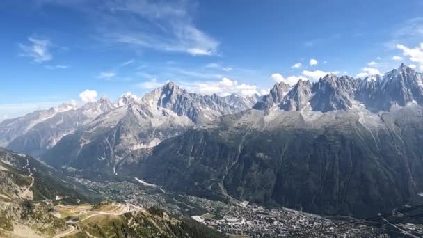 シャモニクス フランスアルプス フランス語 Aiguille Plan Aiguille Midi Mont Blancのフランスアルプスのビュー 美しい山の風景 — ストック動画