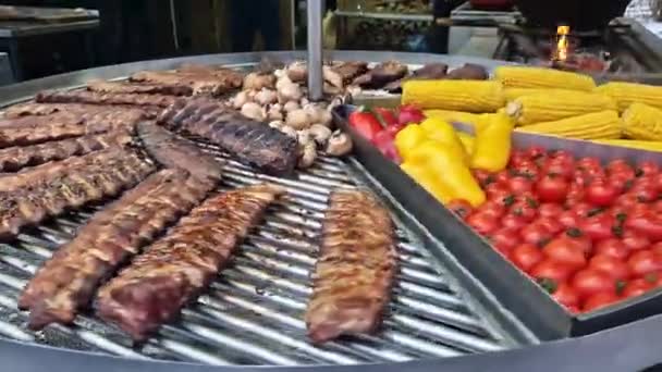 Electric Grill Food Court Fair Cooking Meat Mushrooms Corn Peppers — Stock Video