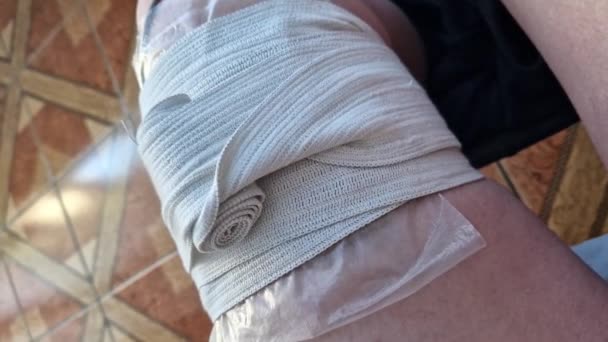 Elektrotherapie Behandeling Van Artrose Van Het Kniegewricht Met Gepulseerde Elektrische — Stockvideo