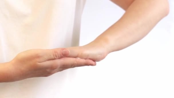 Creme Hidratante Para Pele Cosméticos Envelhecimento Cuidado Com Mãos Femininas — Vídeo de Stock