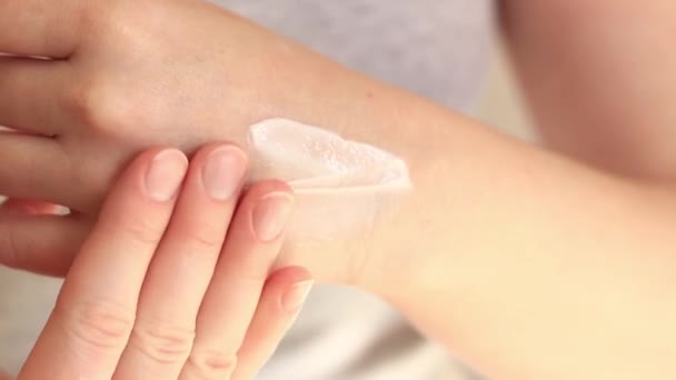Moisturizing Cream Skin Aging Cosmetics Feminine Hand Care Woman Applying Royalty Free Stock Video