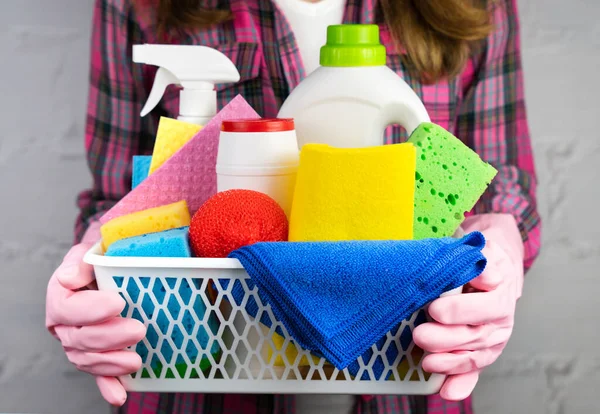 Young Woman Rubber Gloves Holds Cleaners Detergents Cleaning House Close — Stock Photo, Image