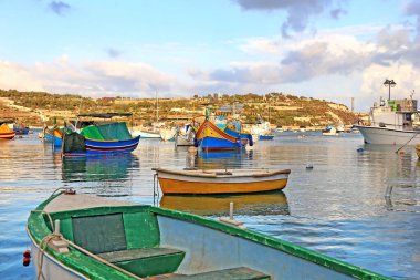 Malta Marsaxlokk köyünün manzarası