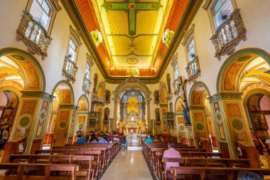 Aparecida Leydisi 'nin Ulusal Tapınağı' nın Eski Bazilikası. Brezilya 'da dini bir yer. Aparecida Şehri, Sao Paulo Eyaleti.