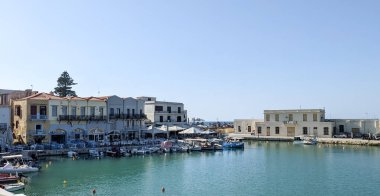 Yunanistan 'ın Retimno kentinin panoramik manzarası