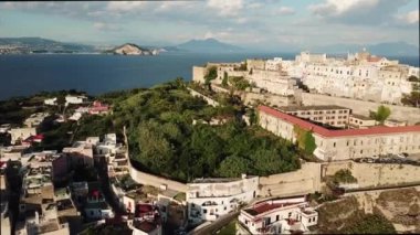 Procida Adası, İtalya deniz kıyısı.