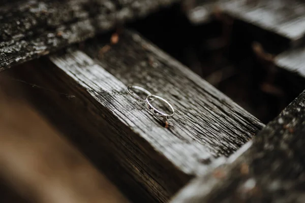 Silver wedding rings for bride and groom