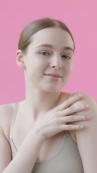 Close Beauty Portrait Young Blonde Woman Perfect Skin Modelo Belleza — Vídeo de stock