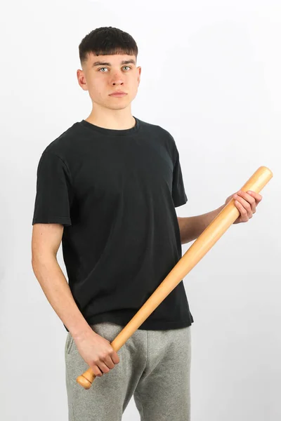 Adolescent Tenant Une Batte Baseball Sur Fond Blanc — Photo