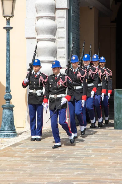 Monte Ville Μονακό Απριλίου 2023 Μέλη Της Compagnie Des Carabiniers — Φωτογραφία Αρχείου