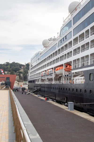 Condamine Monaco April 2023 Blick Auf Ein Kreuzfahrtschiff Das Port — Stockfoto