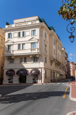 Monako-Ville, Monako, 20 Nisan 2023, Monako Prensliğinin eski bir parçası olan Monako-Ville sokakları.