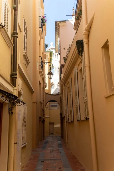 stock image Monaco-Ville, Monaco, April 20th 2023:- A view of the narrow streets in Monaco-Ville, the old town of the Principality of Monaco