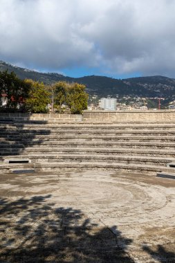 Monako-Ville, Monako, 20 Nisan 2023 Monako 'da küçük bir amfitiyatro olan Monako-Ville' deki Fort Antoine Tiyatrosu manzarası