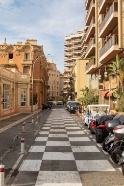 Monako, Monako, 22 Nisan 2023, Monako Prensliği 'nin sokak seviyesini görmek.