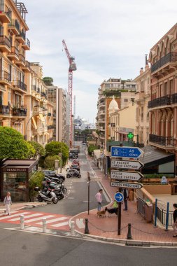 Monako, Monako, 22 Nisan 2023, Monako Prensliği 'nin sokak seviyesini görmek.