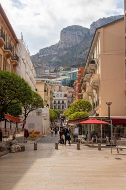 Monako, Monaco, 20 Nisan 2023 Monako Prensliği 'nin sokak seviyesini gösteren bir manzara.
