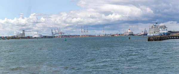 サウサンプトン イギリス 8月6日 2023 サウサンプトン港の景色 — ストック写真