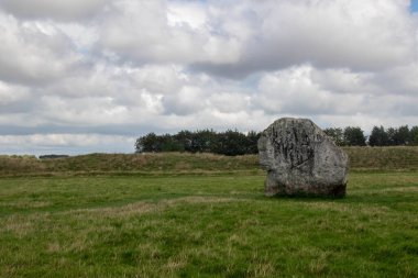 Avebury Taş Çemberi, Unesco Dünya Mirası Bölgesi, Wiltshire İngiltere 'de yer almaktadır.