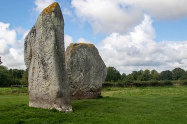 Avebury Taş Çemberi, Unesco Dünya Mirası Bölgesi, Wiltshire İngiltere 'de yer almaktadır.