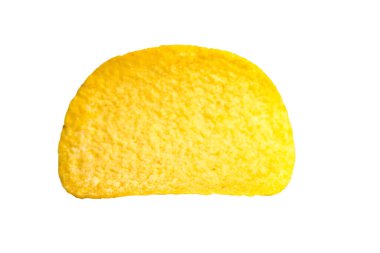 Beyaz arka planda tek bir patates cipsi ya da çıtır çıtır.