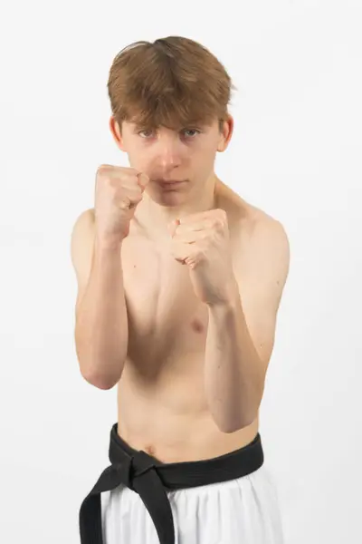 Anak Laki Laki Karate Sabuk Hitam Berbaju Berusia Tahun Mengenakan Stok Gambar Bebas Royalti