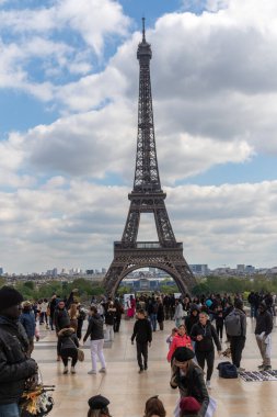 Paris, France, 18th April 2024:- A View of the Eiffel Tower From the Palais de Chaillot clipart