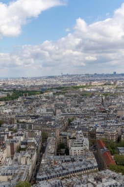 Paris, Fransa, 18 Nisan 2024 Eyfel Kulesi 'nden Paris manzarası