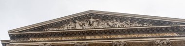Paris, 19 Nisan 2024: - Pantheon manzarası, önemli Fransız vatandaşlarının kalıntılarını barındıran bir anıt mezar.