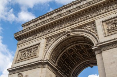 Paris, Fransa, 20 Nisan 2024 Zafer Takı 'nın manzarası.