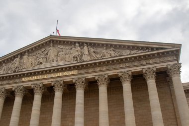 Paris, Fransa, 20 Nisan 2024: - Fransız Ulusal Meclisi veya Meclis Ulusal Binası manzarası