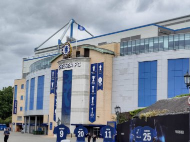 Londra, Birleşik Krallık, 7 Ağustos 2024: - Stamford Köprüsü dışında, Chelsea Futbol Kulübü 'nün evi.