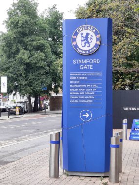 Londra, Birleşik Krallık, 7 Ağustos 2024 - Stamford Gate, Stamford Köprüsü, Chelsea Futbol Kulübü 'nün evi
