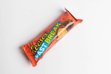 Londra, Birleşik Krallık, 26 Eylül 2024 Reese 's Fast Break' in beyaz bir arka plan karşısındaki görüntüsü