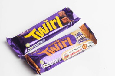 Londra, Birleşik Krallık, 30 Eylül 2024 Cadbury şekerleme Chomp manzarası, beyaz bir arka plan karşı