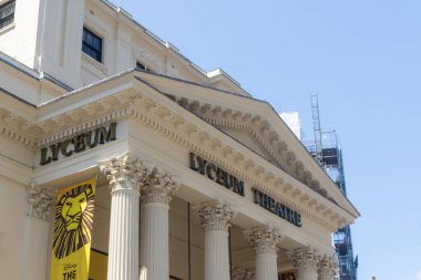 Londra, Birleşik Krallık, 16 Haziran 2025: - Londra 'nın batı ucundaki Theatre Land bölgesinin bir parçası olan Lyceum Tiyatrosu manzarası
