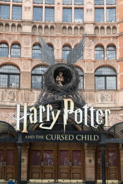 Londra, Birleşik Krallık, 16 Haziran 2025, Londra 'nın batı ucundaki Tiyatro Alanı' nın bir parçası olan Palace Tiyatrosu manzarası.