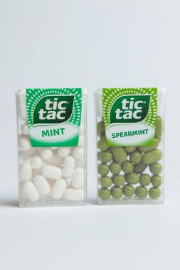 Londra, Birleşik Krallık, 21 Temmuz 2025: - Bir paket naneli şeker ve nane şekeri, Hard Sweets veya Candy