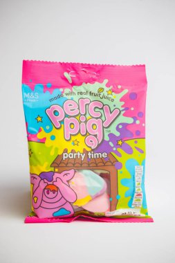 Londra, Birleşik Krallık, 21 Temmuz 2025 Spencer 'ın Percy Domuzları Partisi' ne Karşı Bir Paket İzleme