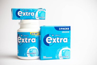 Londra, Birleşik Krallık, 21 Temmuz 2025: - Seçilmiş Wrigley 'in Ekstra Nane Şekeri Çiğneme Sakızına Karşı Beyaz Arkaplan