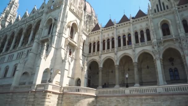 Boedapest Hongarije Juli 2023 Parlement Van Boedapest Orszghz Toerist — Stockvideo