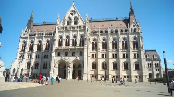 Budapeşte Macaristan Temmuz 2023 Budapeşte Parlamentosu Orszghz Turist — Stok video