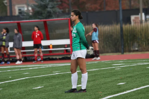St. Louis Kampüsü 'ndeki Francis Olimpik Alanı' nda Chicago Üniversitesi 'ne karşı Wash U (Bears). Maç 0-0 berabere bitti. Wash U, UAA Kadınlar Futbol Şampiyonası olarak adlandırılır..