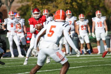 Washington Üniversitesi St. Louis Kampüsü 'nde Wash U (Ayılar), Carroll Üniversitesi' ne karşı. Wash U 35-23 kazandı. Francis Olympic Field, Amerikalı futbolcu..