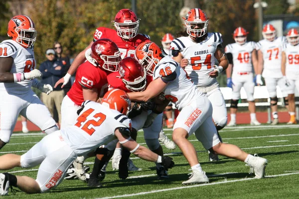 Washington Üniversitesi St. Louis Kampüsü 'nde Wash U (Ayılar), Carroll Üniversitesi' ne karşı. Wash U 35-23 kazandı. Francis Olympic Field, Amerikalı futbolcu..