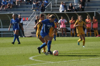 St. Louis Üniversitesi, A10 Kadınlar Futbol Finali 2023 'te Lasalle Üniversitesi' ne karşı. SLU maçı 3-0 kazandı ve NCAA Kadınlar Futbol Şampiyonası 2023 'e yükseldi..