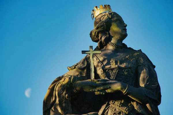 stock image Statues of Saints Barbara, Margaret and Elizabeth, Charles Bridge. Prague. Czech Republic.